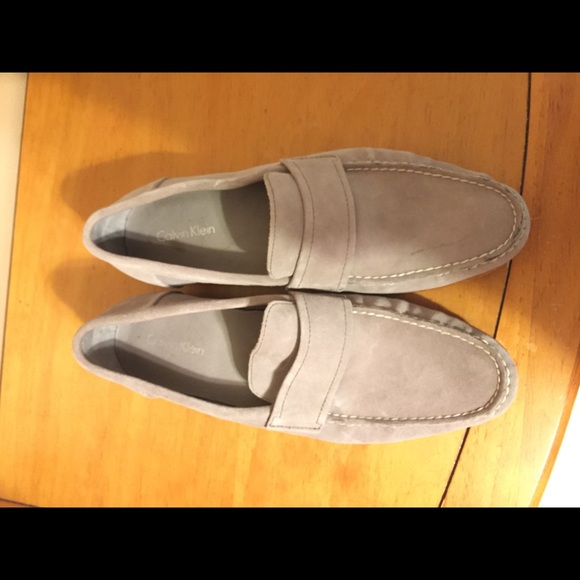 Calvin Klein - Picture 2 of 2